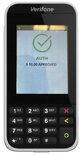 A charge's approval shown on the payment terminal screen.