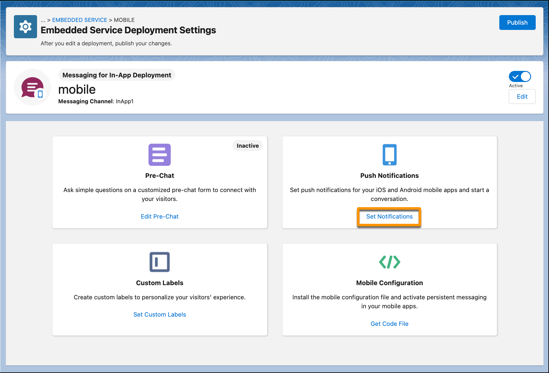 Página de configuración de implementación con la sección Establecer notificaciones resaltada en la sección Notificaciones distribuidas.